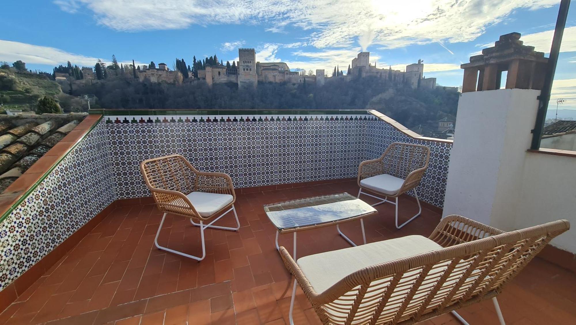 Zenit Mediterranean Suites By Florentia Homes Grenade Extérieur photo